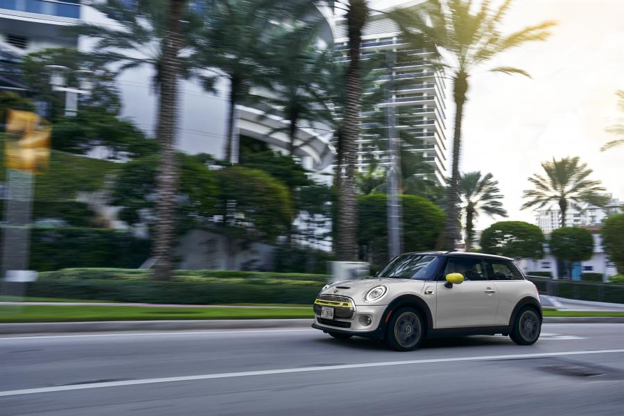  Mini Cooper SE (F56) 2020 года  (NA) (фото 90 из 342)